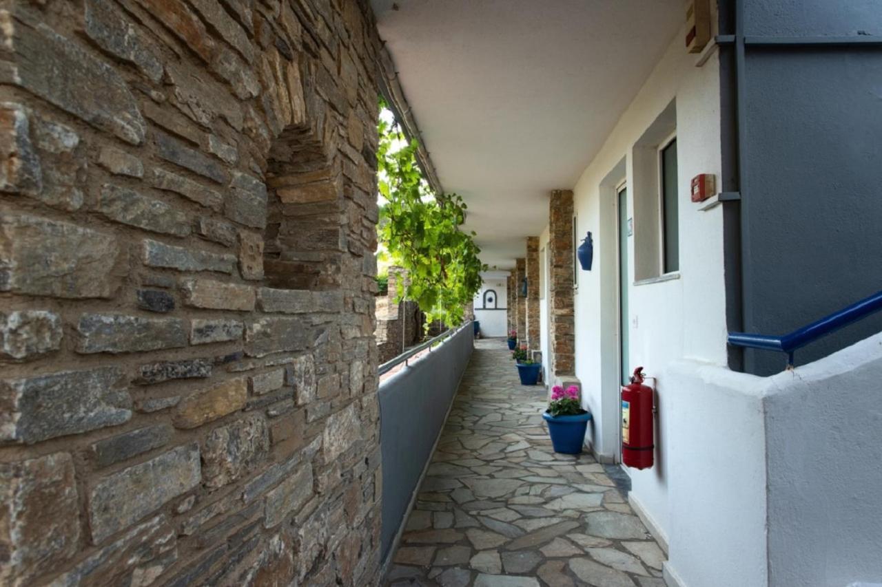 אגיוי אפוסטולי Argo Rooms & Studios מראה חיצוני תמונה