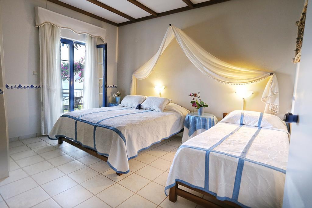 אגיוי אפוסטולי Argo Rooms & Studios מראה חיצוני תמונה