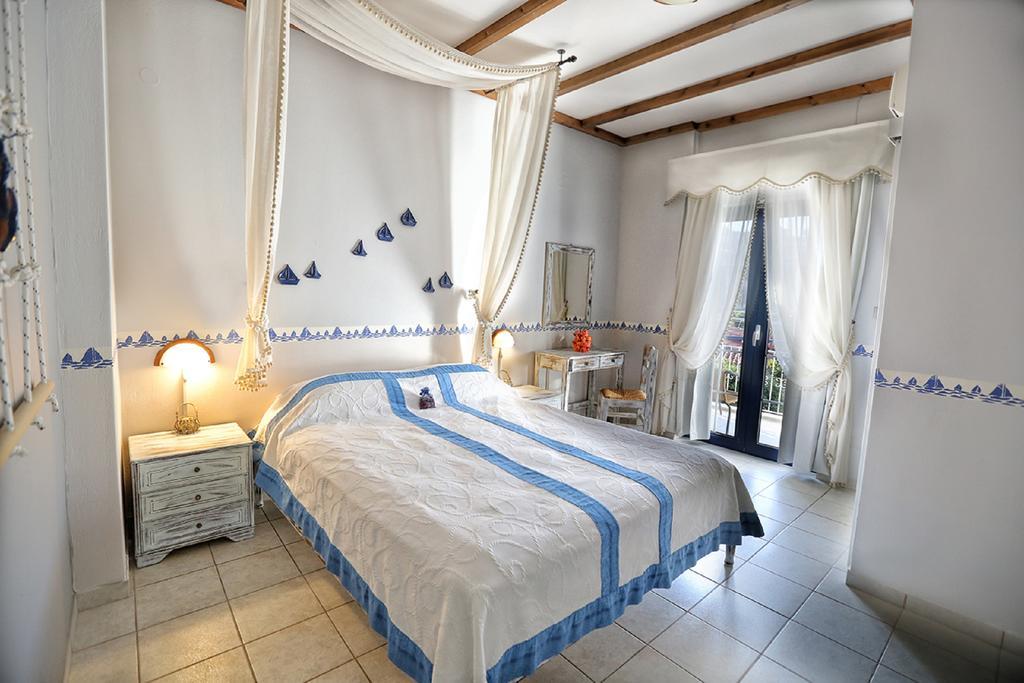אגיוי אפוסטולי Argo Rooms & Studios חדר תמונה